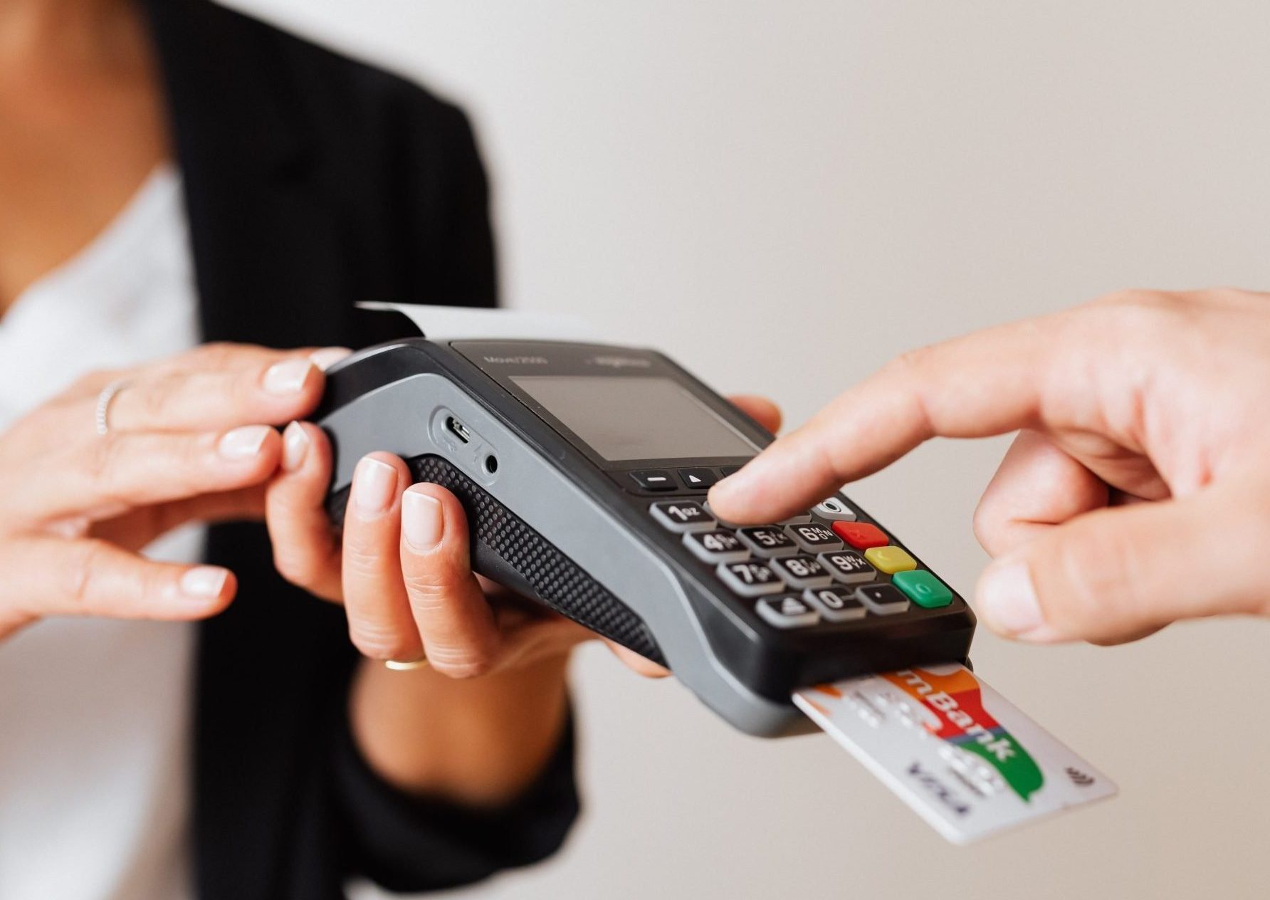 tpe et contrat monetique