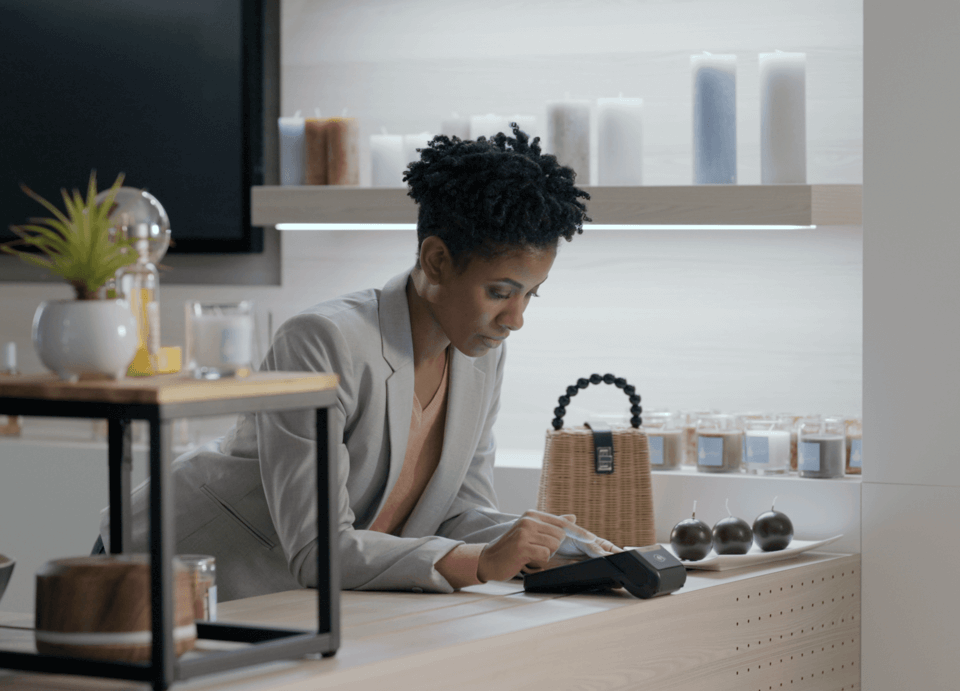 TPE Ingenico AXIUM DX8000 Solution de paiement intelligente TPE Ingenico AXIUM DX8000 Solution de paiement intelligente